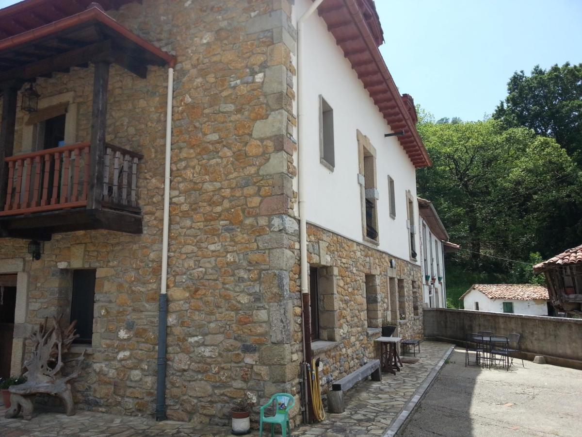 El Calero Guest House Oviedo Luaran gambar