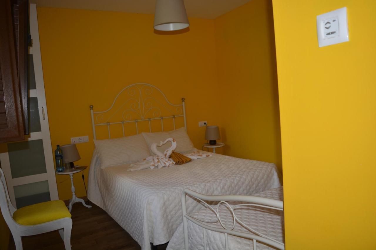 El Calero Guest House Oviedo Luaran gambar