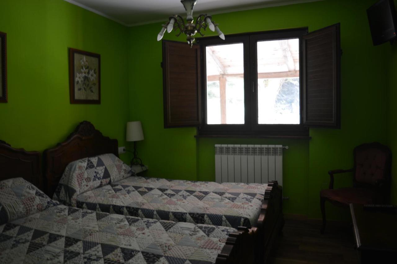 El Calero Guest House Oviedo Luaran gambar