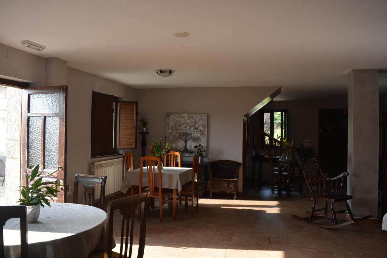 El Calero Guest House Oviedo Luaran gambar